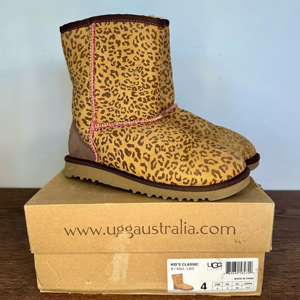Ugg Classic Kids Short Boot Leopard Size 4